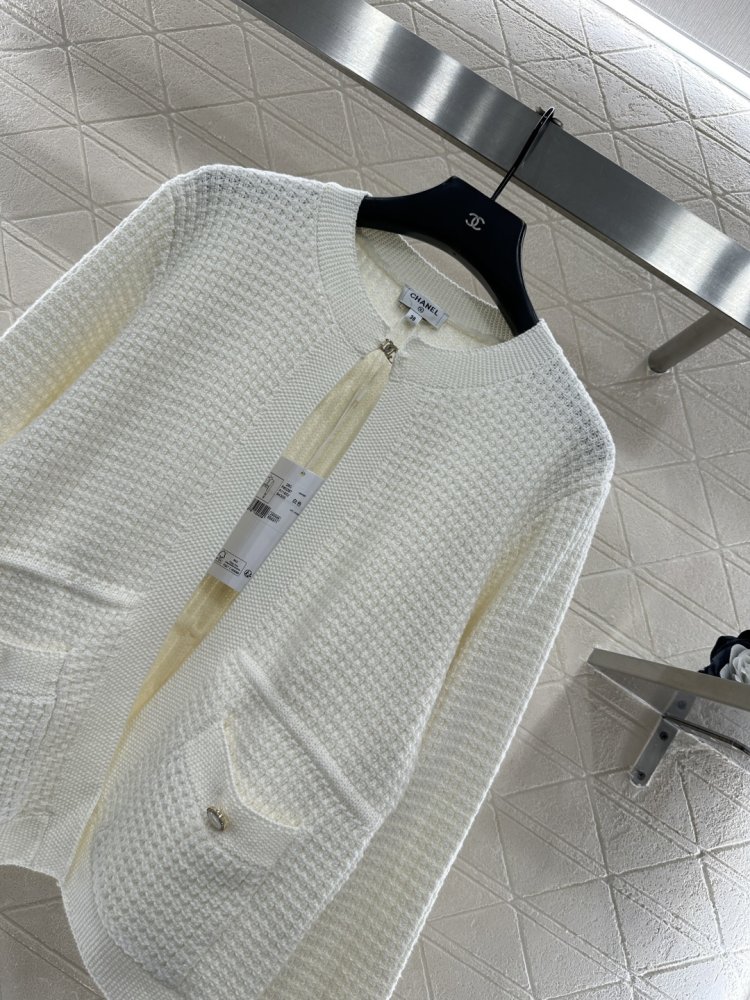 Кардиган з круглим вирізом фото 3