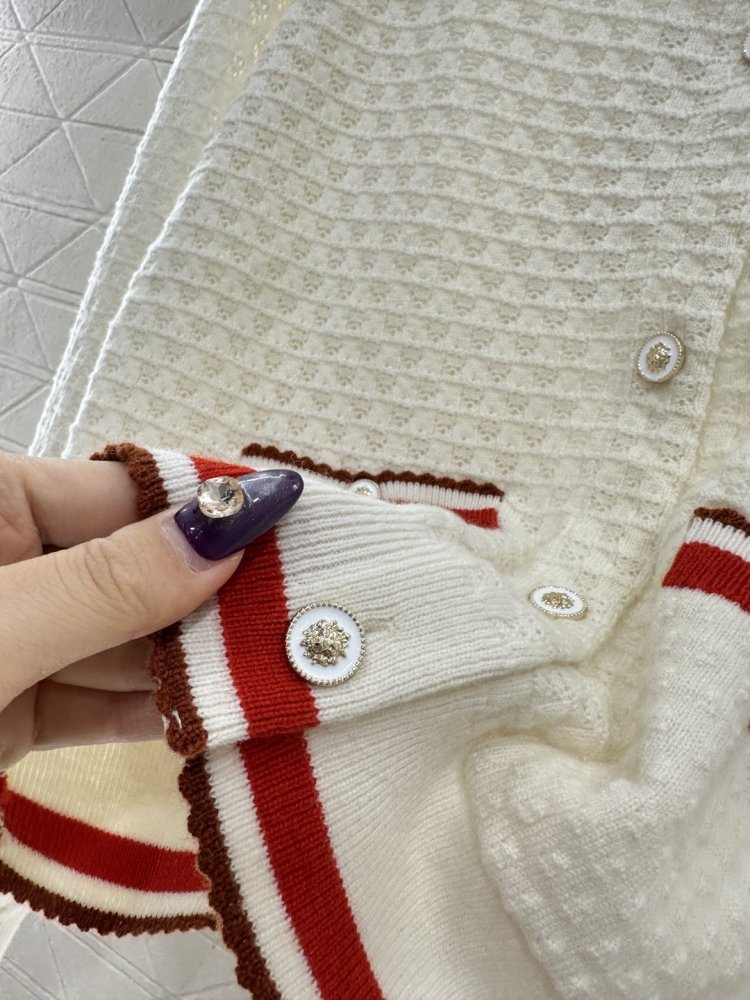 Кардиган з круглим вирізом фото 7