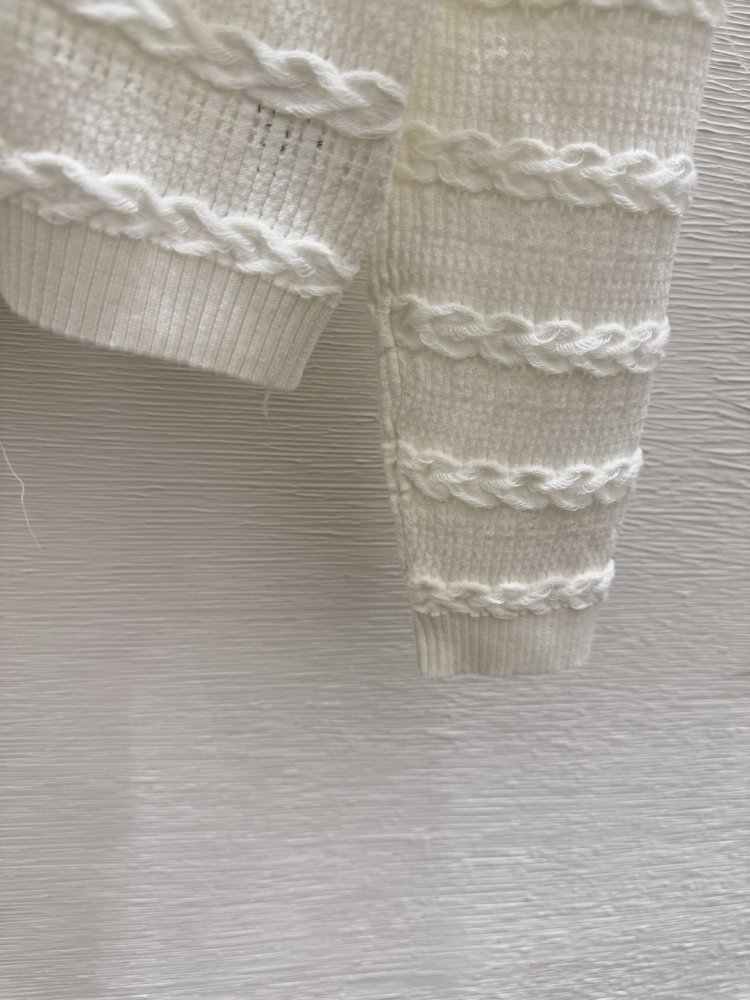 Кардиган з V-образним вирізом і довгими рукавами фото 7