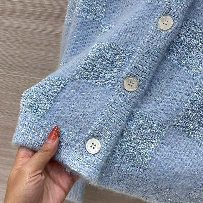 Кардиган шерстяной голубого цвета фото 4