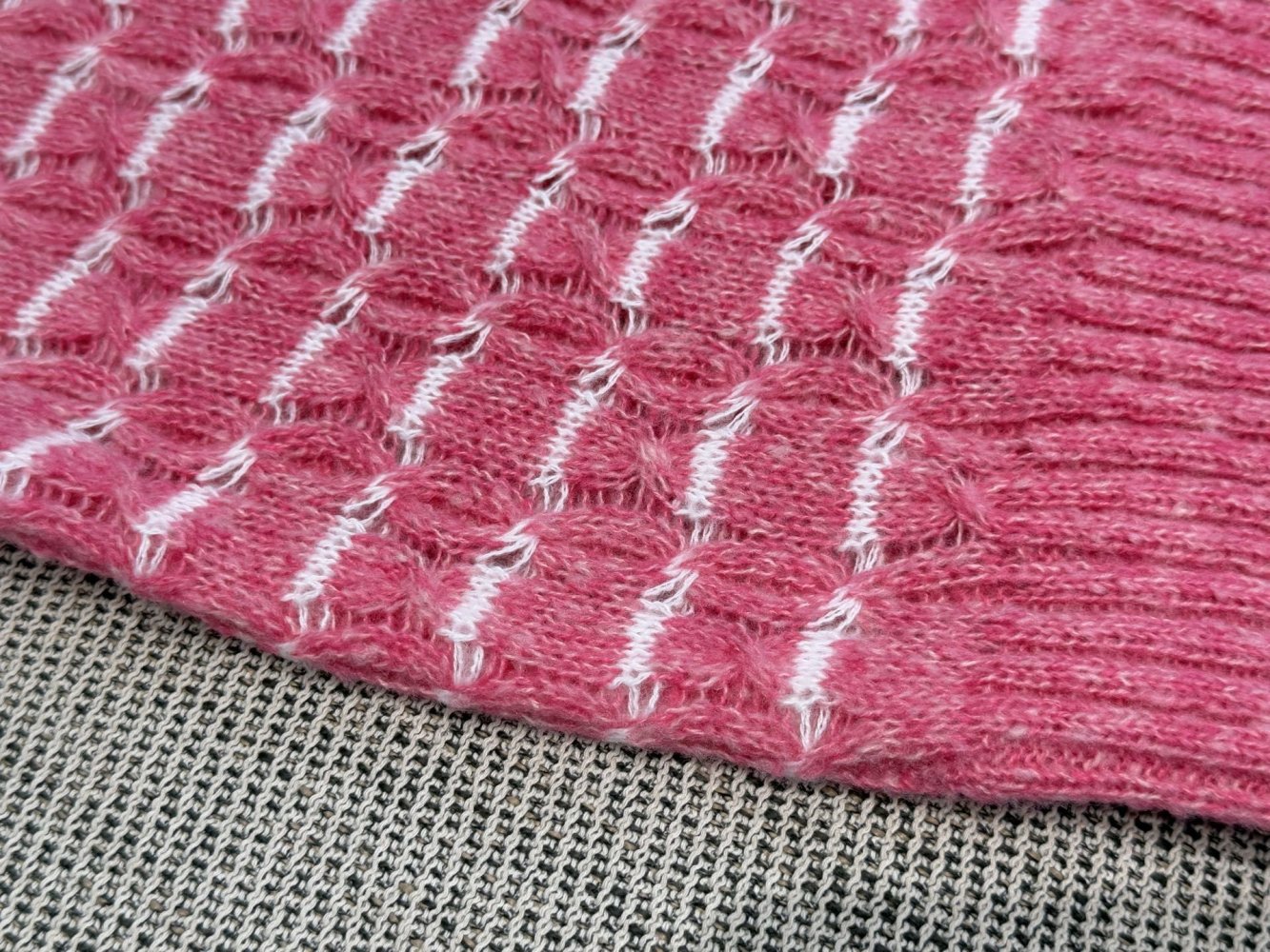 Кардиган в розовую полоску фото 8