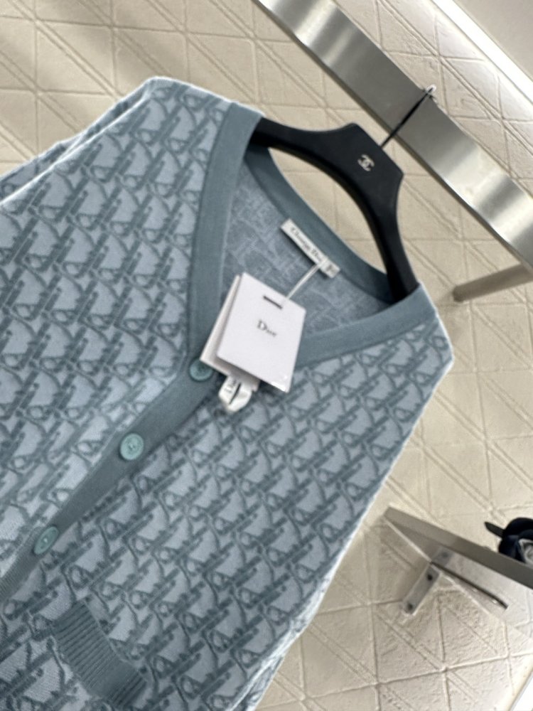 Cardigan female фото 3