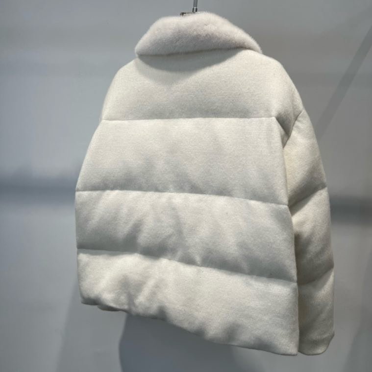 Кашемировая куртка на гусином пуху фото 3