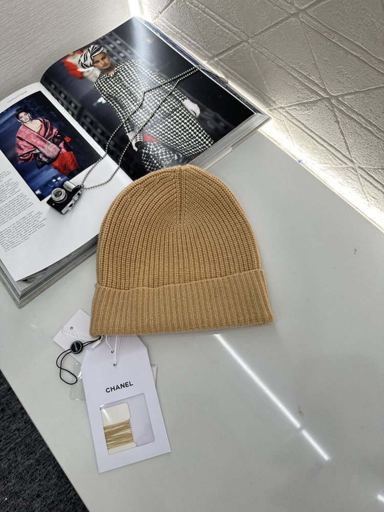 Кашеміру в'язана шапка фото 2