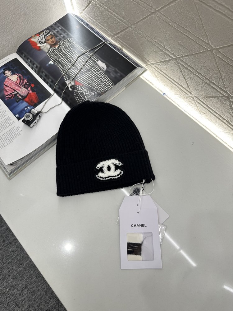 Кашеміру в'язана шапка фото 3