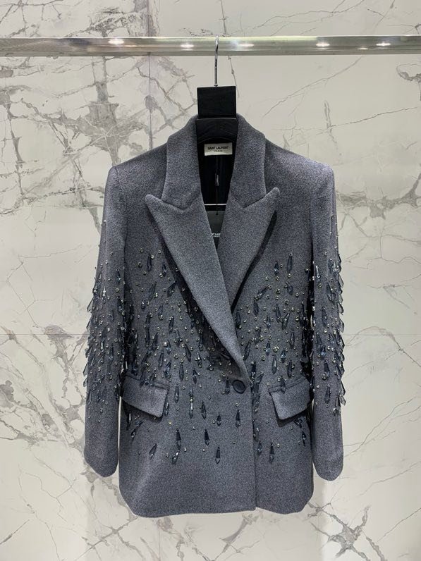 Кашемировое пальто с кисточками и бисером