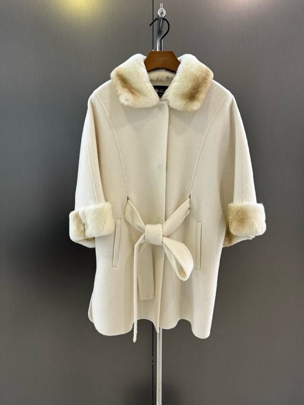 Кашемировое пальто с воротником из меха кролика