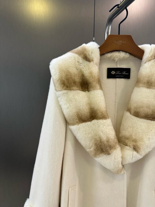 Кашемировое пальто с воротником из меха кролика фото 2