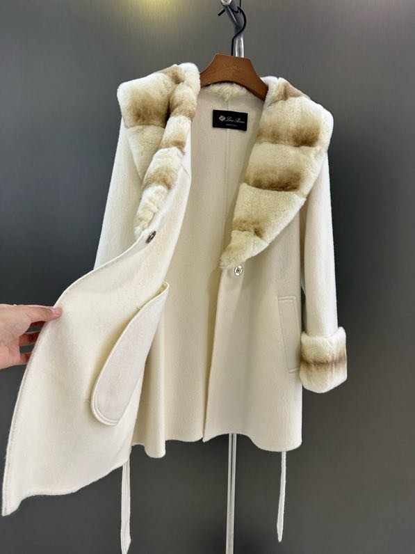 Кашемировое пальто с воротником из меха кролика фото 3