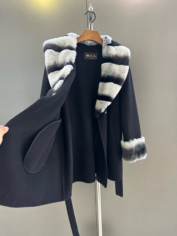 Кашемировое пальто с воротником из меха кролика фото 7