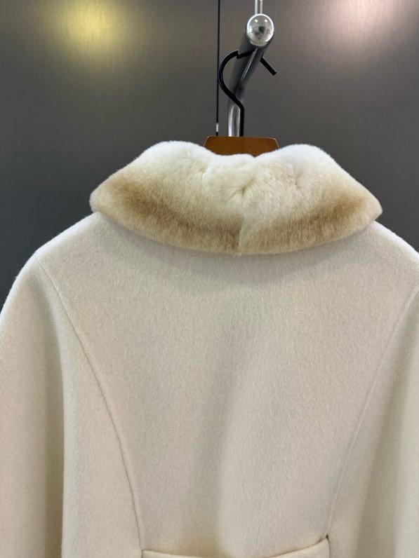 Кашемировое пальто с воротником из меха кролика фото 8