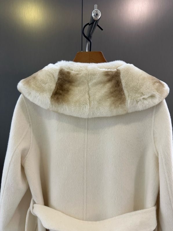 Кашемировое пальто с воротником из меха кролика фото 8