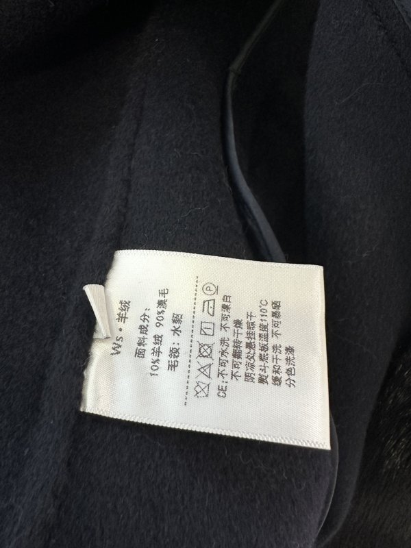 Кашемировое пальто с воротником из норки фото 8