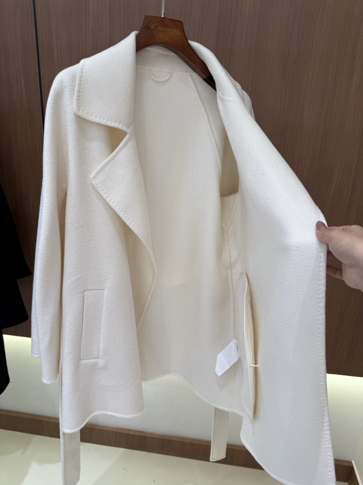 Кашемірове жіноче пальто фото 7