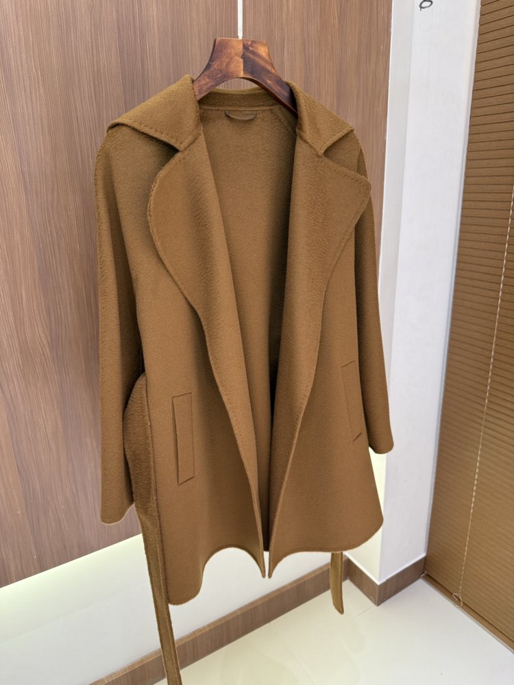 Кашемировое женское пальто фото 8