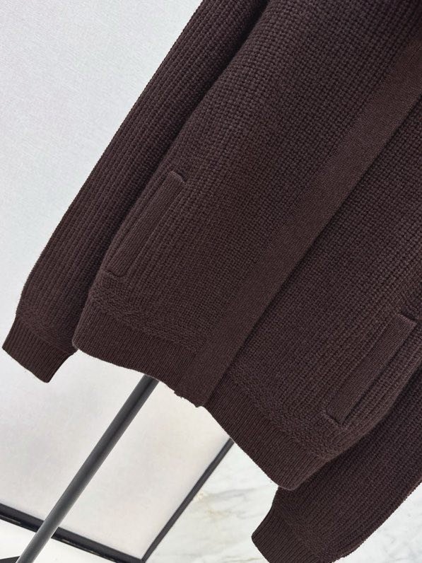 Кашемировый кардиган с кожаными пуговицами фото 4