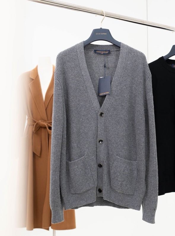 Кашемировый кардиган с вышивкой