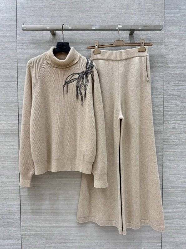 Кашемировый костюм женский