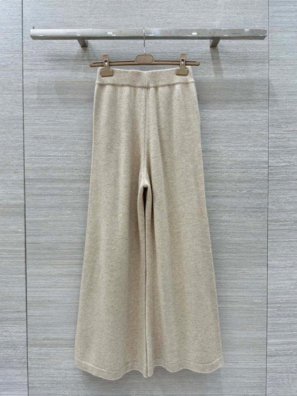 Кашемировый костюм женский фото 9