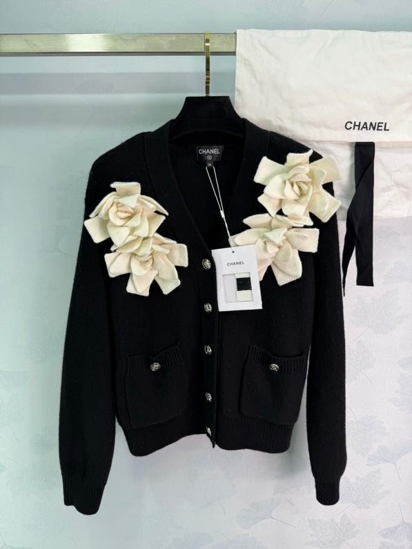 Кашеміру светр жіночий