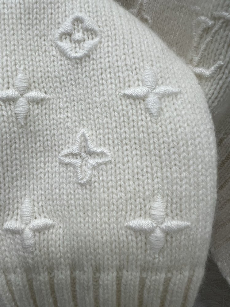 Кашемировый свитер женский фото 6