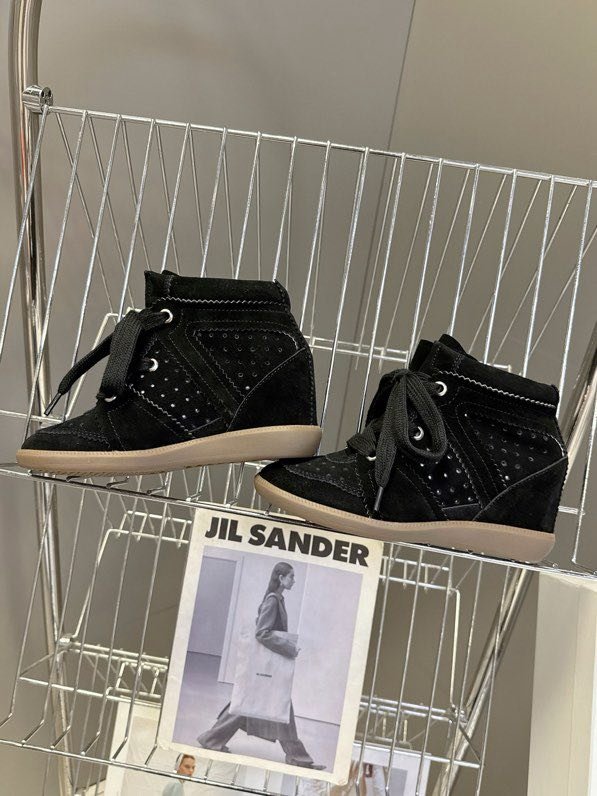 Кеды Bobby на танкетке