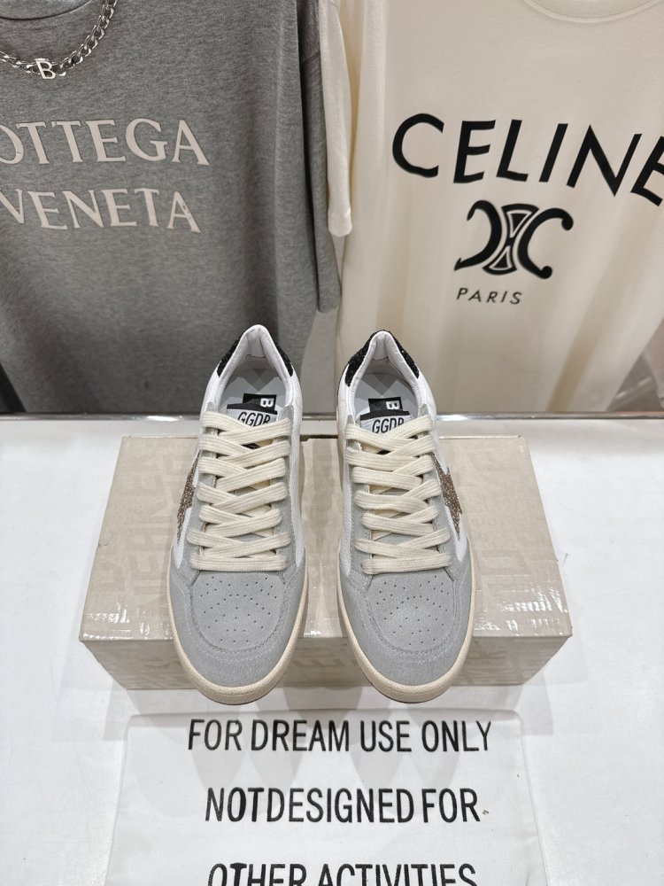 Shoes Golden Goose Deluxe Brand F037