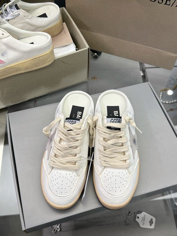 Shoes Golden Goose Deluxe Brand SUPERSTAR фото 2