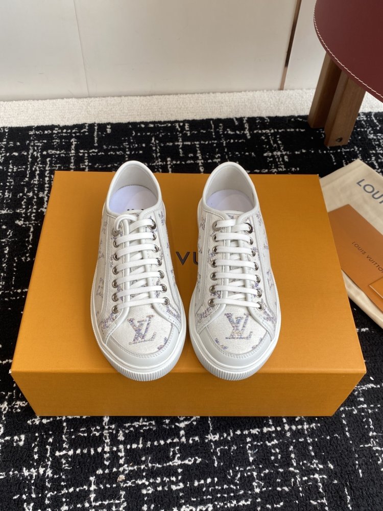 Shoes Louis Vuitton Lagoon women's