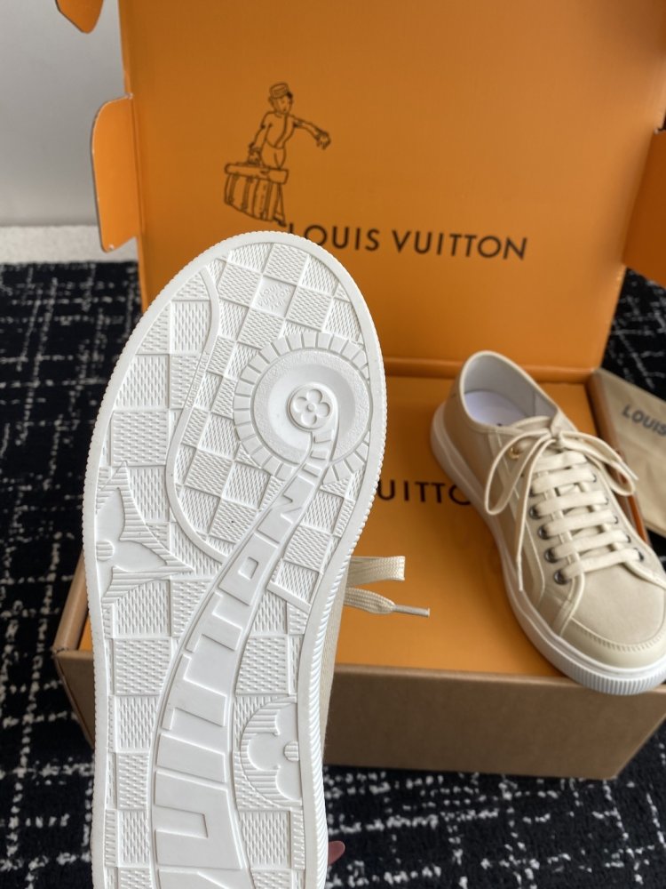 Shoes Louis Vuitton Lagoon women's фото 9