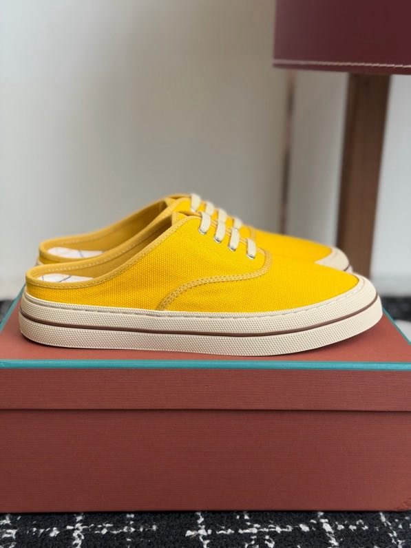 Shoes мюли on white soled