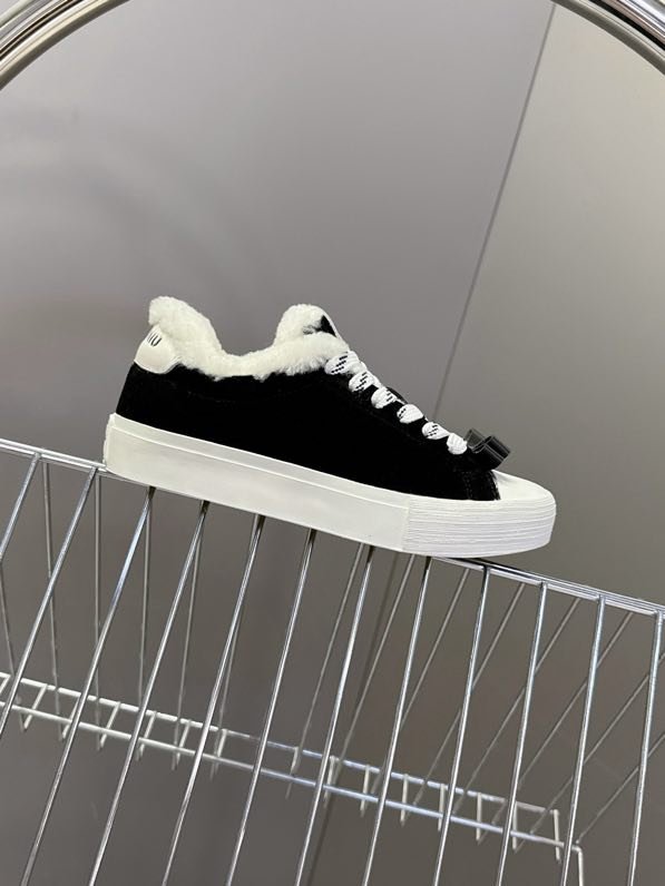 Кеды на меху женские