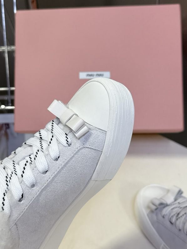 Кеди на хутрі жіночі фото 3