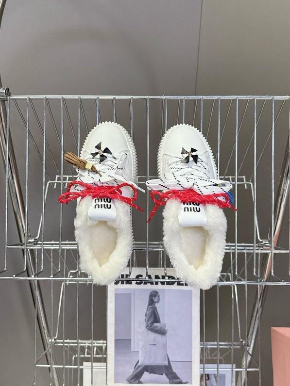 Кеди на хутрі жіночі фото 3