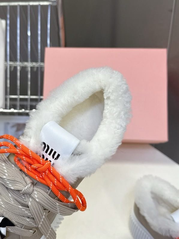 Кеди на хутрі жіночі фото 7