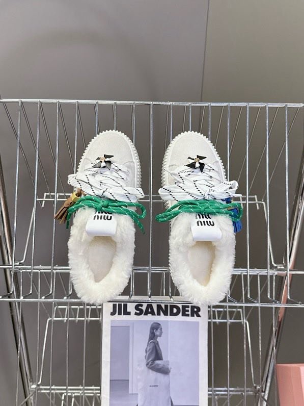 Кеди на хутрі жіночі фото 8