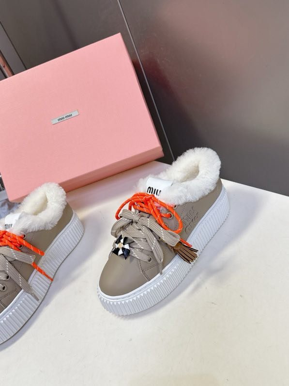 Кеди на хутрі жіночі фото 8