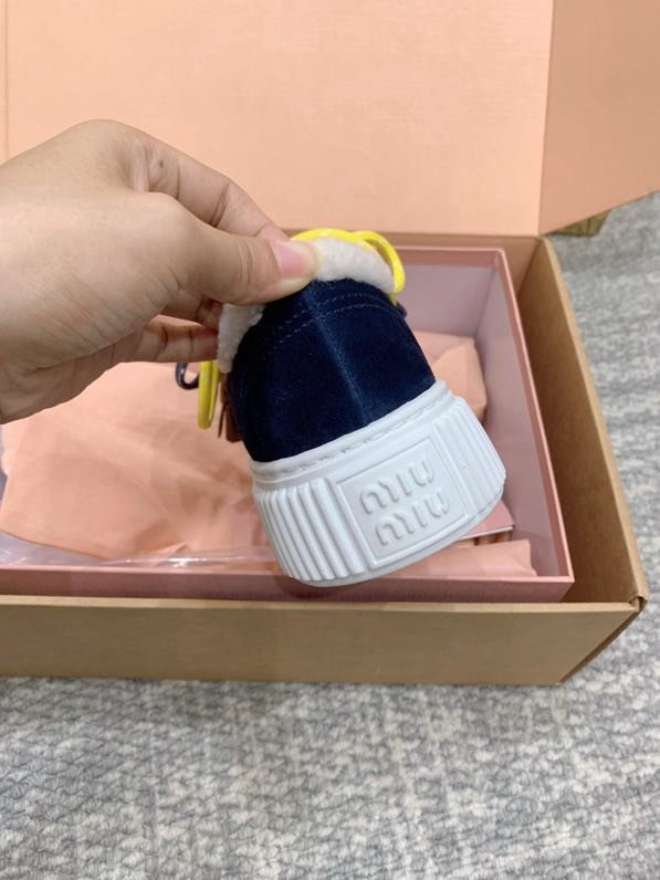 Shoes women's on fur фото 9