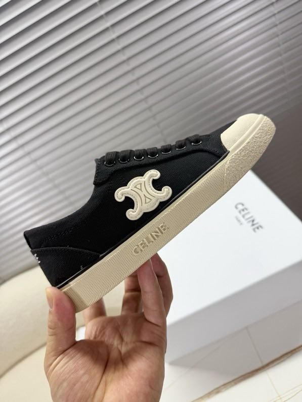 Кеди жіночі