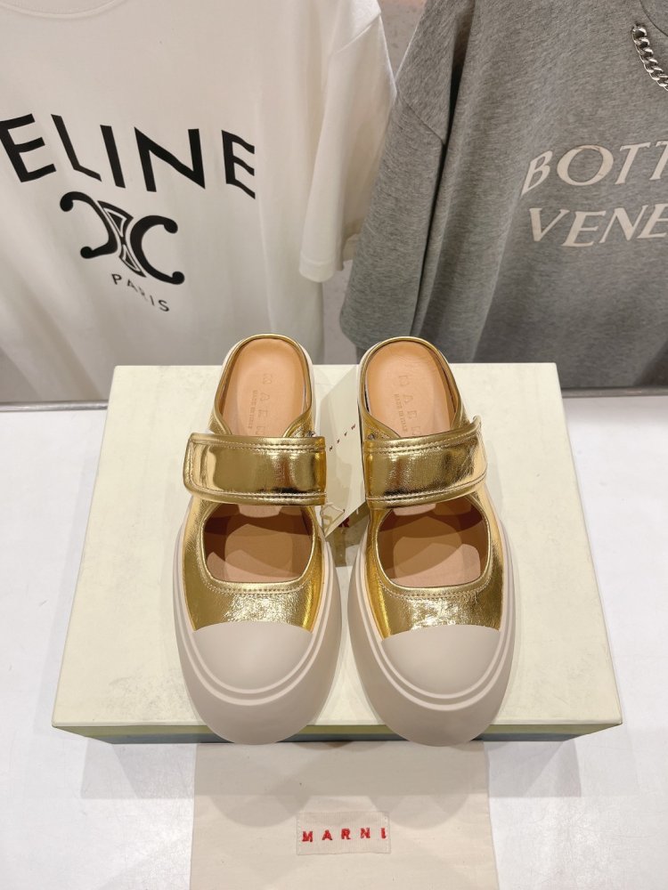Shoes women's