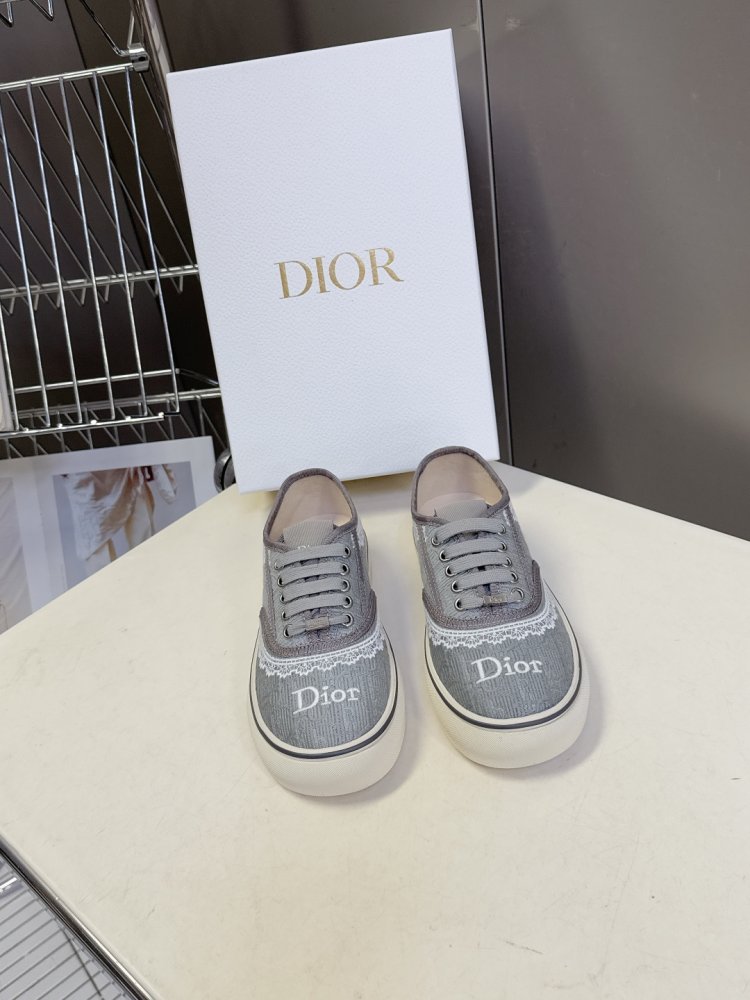 Shoes women's