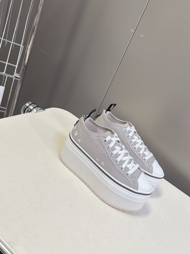 Shoes women's фото 3