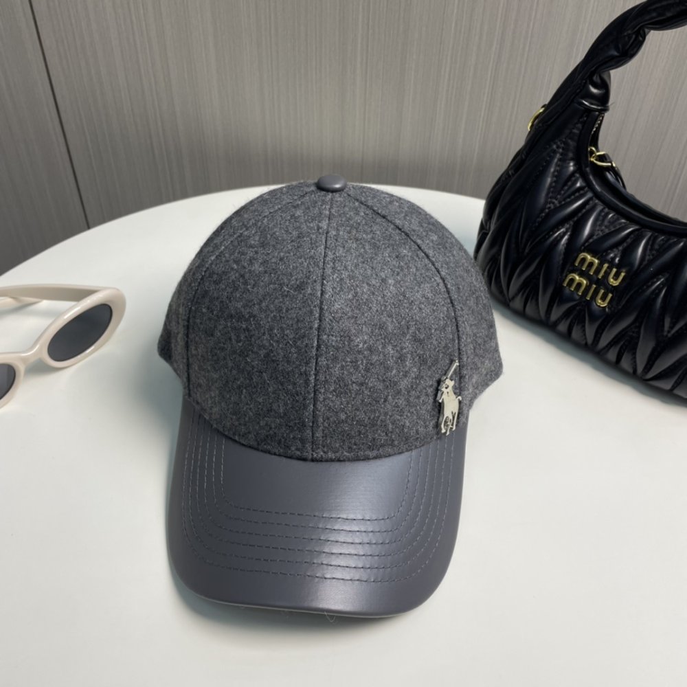 Кепка вовняна фото 7