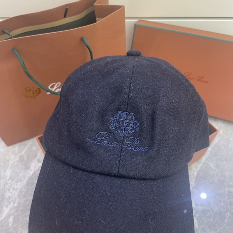 Кепка фото 3