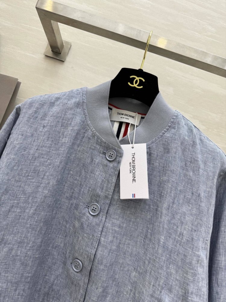 Класична куртка початку осені фото 2