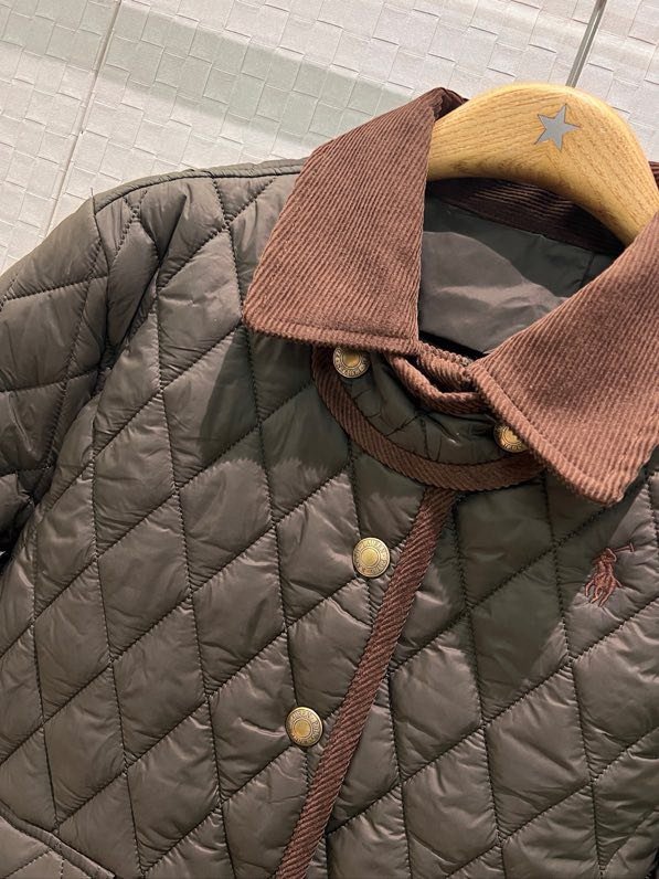 Класична куртка жіноча фото 4