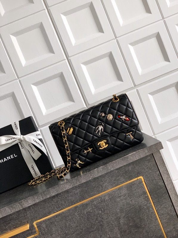 Класична сумка 11.12 in Lambskin