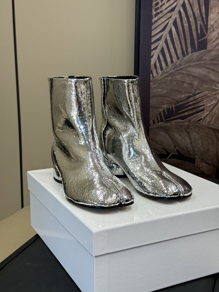 Классические ботинки Margiela с раздвоенным носком фото 2