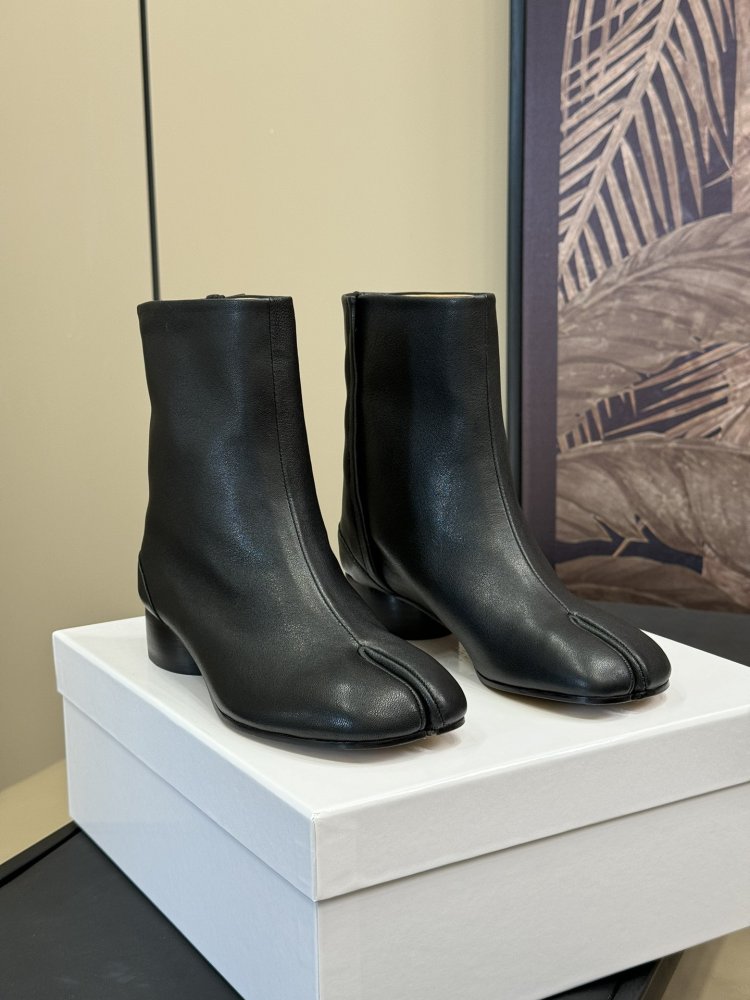 Классические ботинки Margiela с раздвоенным носком фото 2