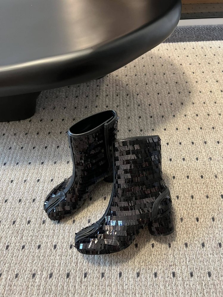 Классические ботинки Margiela с раздвоенным носком фото 2